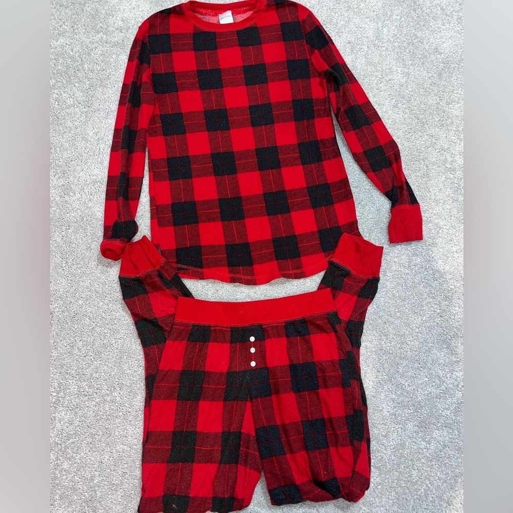 Red and Black Plaid Pajamas Set